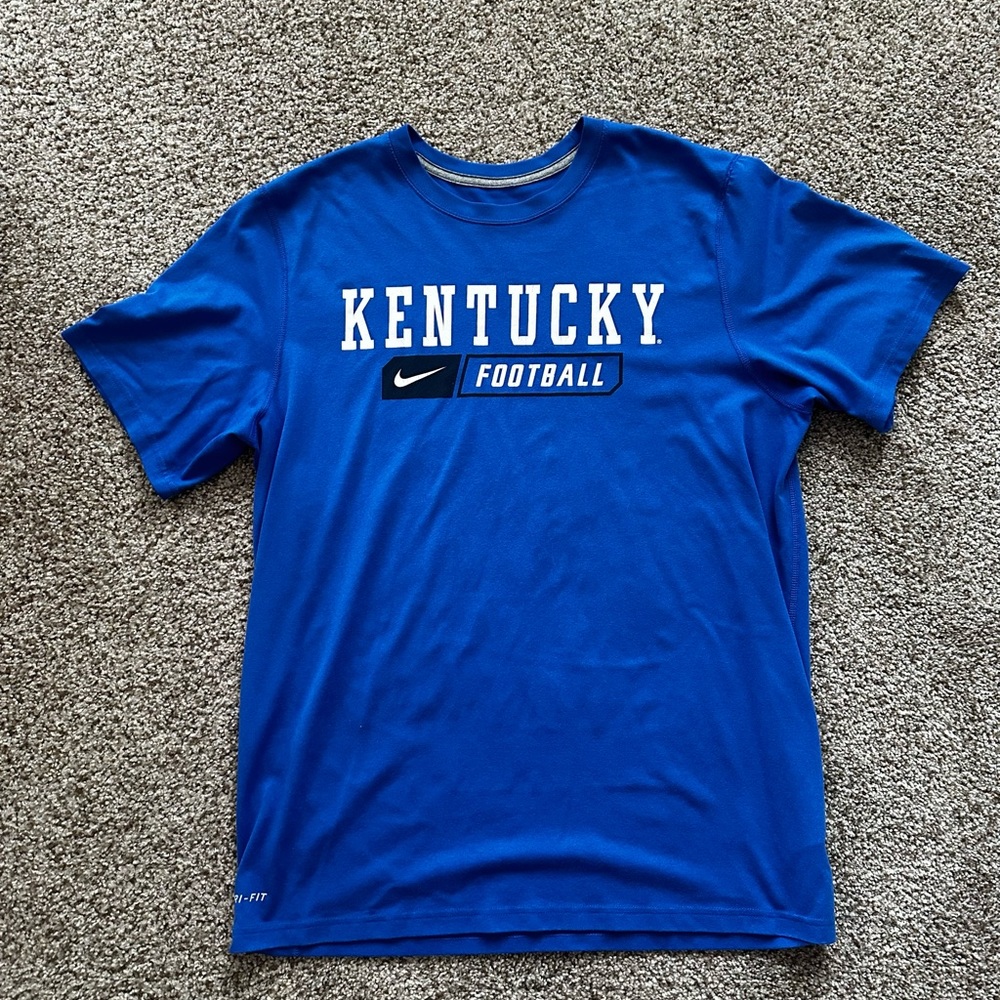 Men’s Nike dry fit t shirt